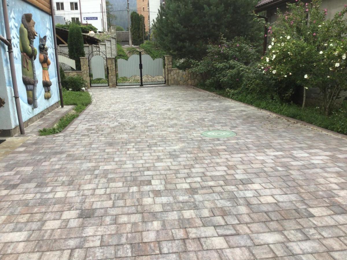 Рукавичка Yaremche Ngoại thất bức ảnh